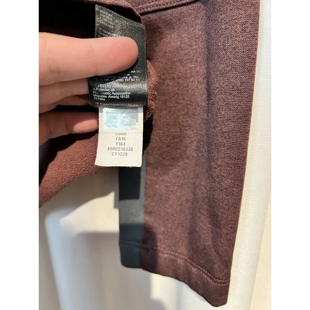 The North Face apex zip